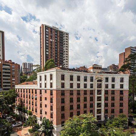 Hotel Park10 Medellin Ngoại thất bức ảnh Residential buildings in Chapinero