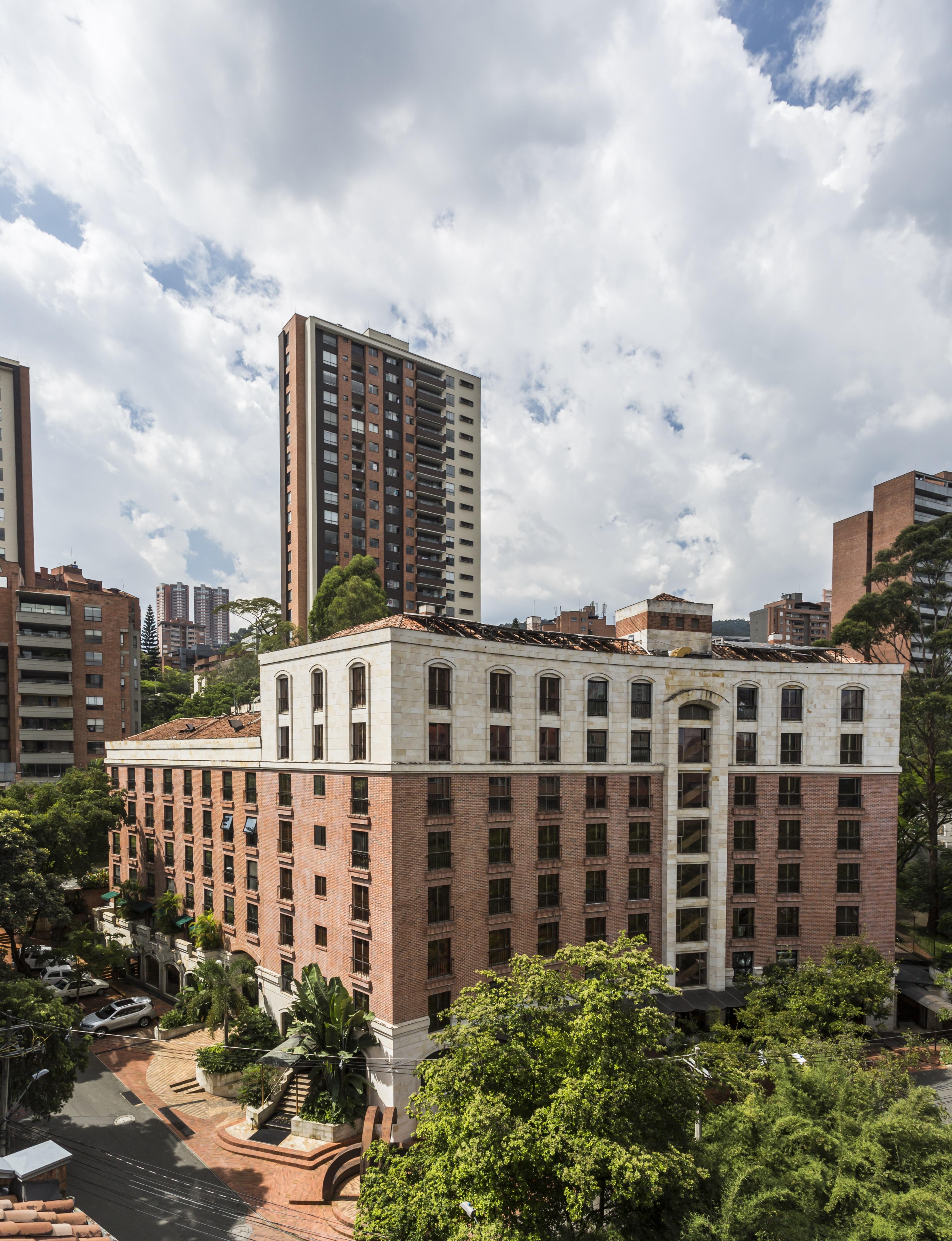 Hotel Park10 Medellin Ngoại thất bức ảnh Residential buildings in Chapinero