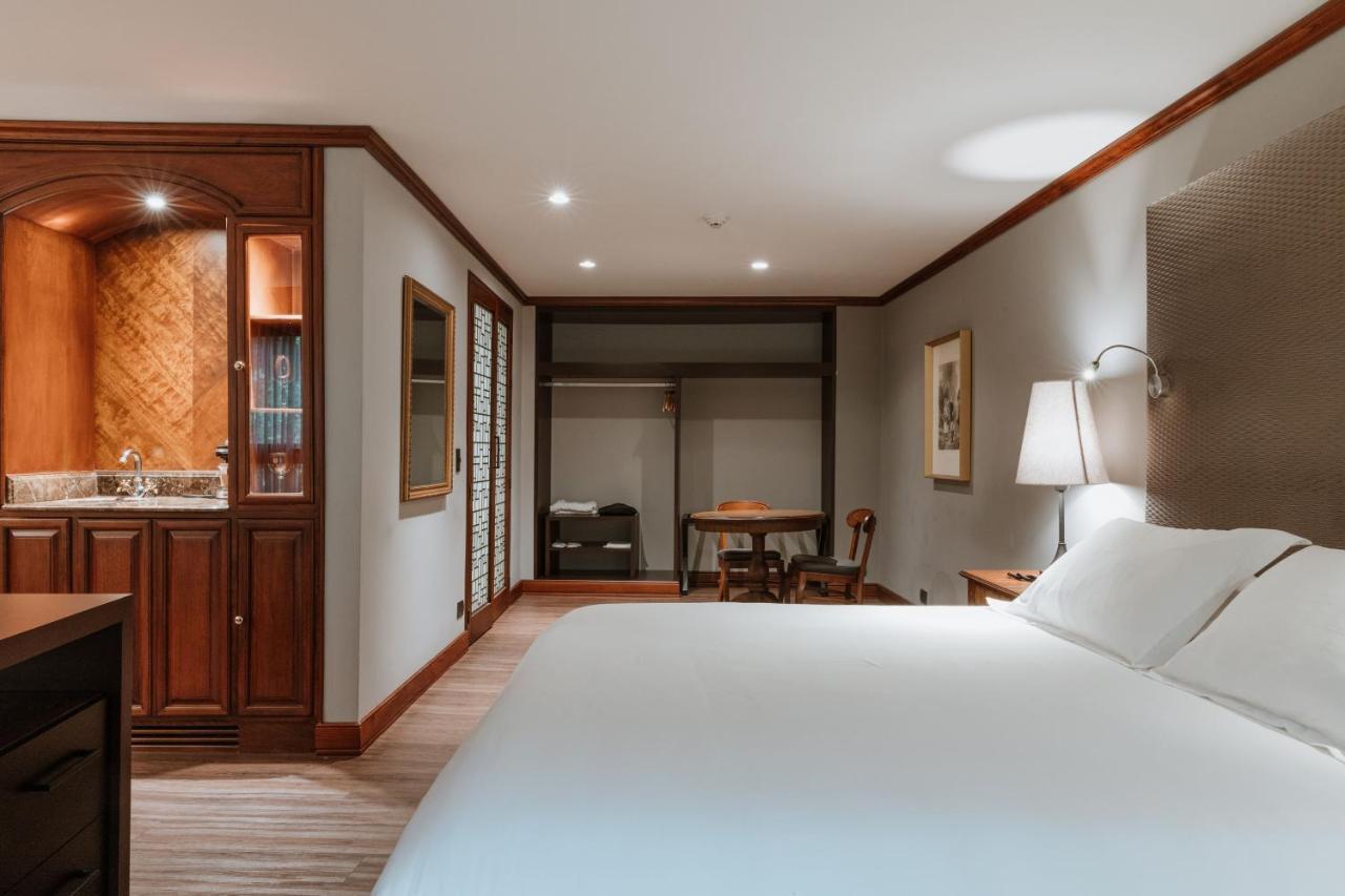 Hotel Park10 Medellin Ngoại thất bức ảnh Deluxe Room