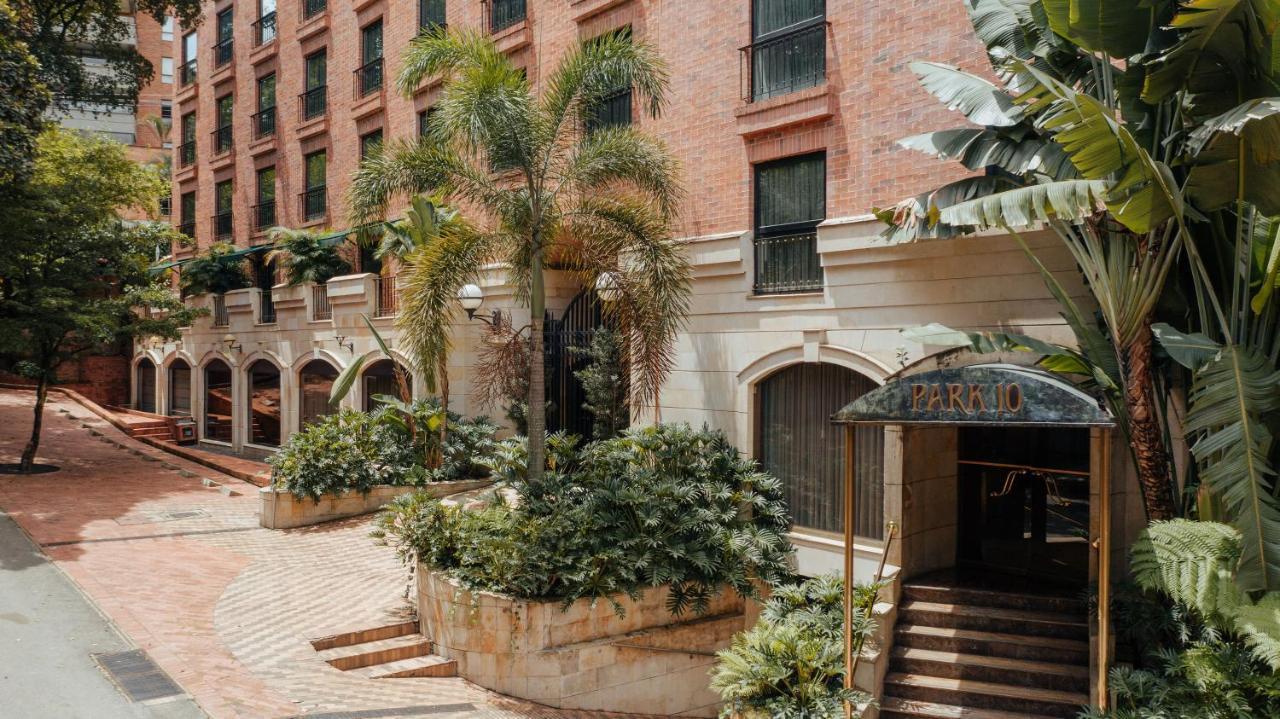 Hotel Park10 Medellin Ngoại thất bức ảnh The entrance to the hotel